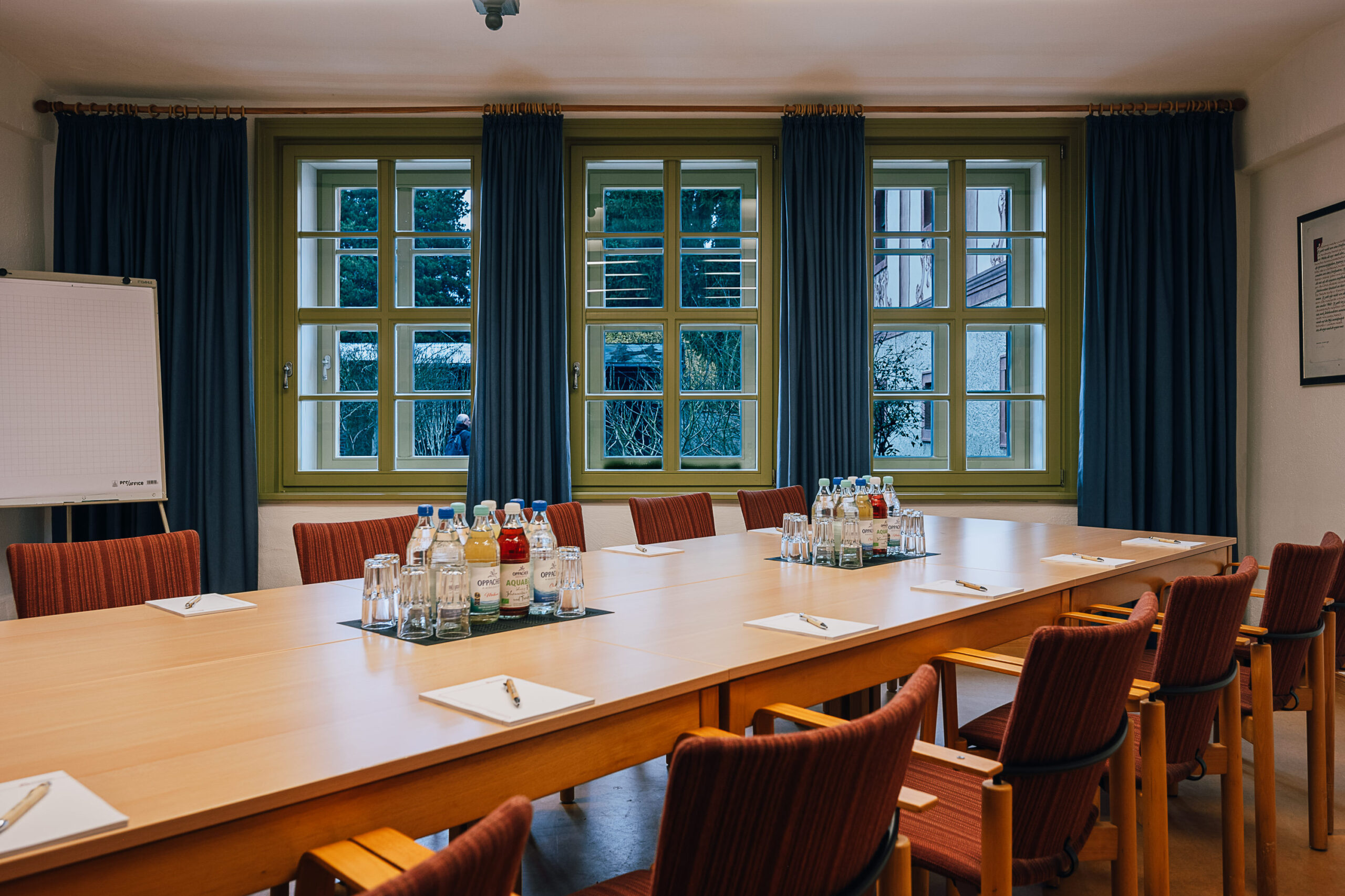 Musikraum im Clemens mit Getränken